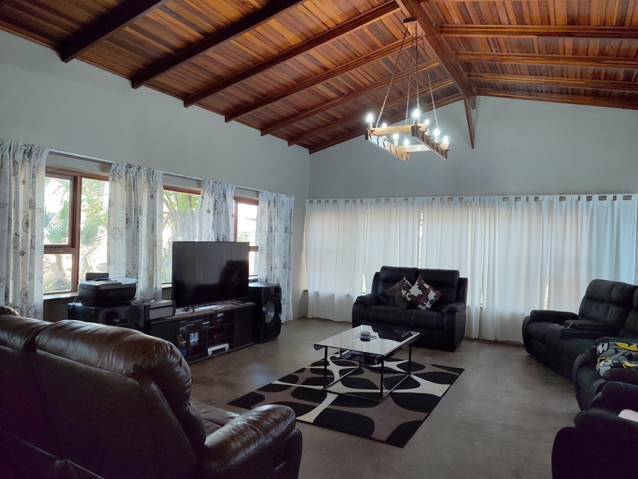 4 Bedroom Property for Sale in Songloed North West